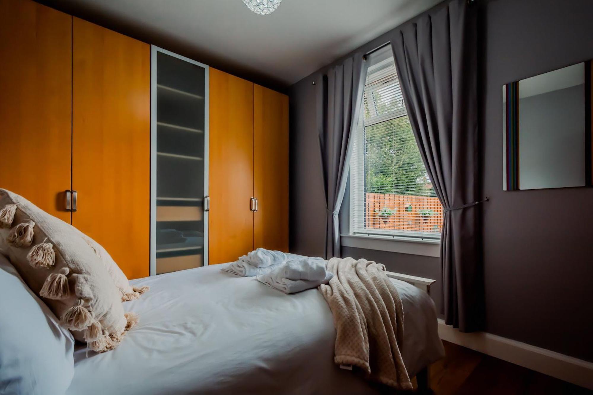 Crewe Apartment - 2 Bed, Free Off Street Parking And Private Garden Эдинбург Экстерьер фото