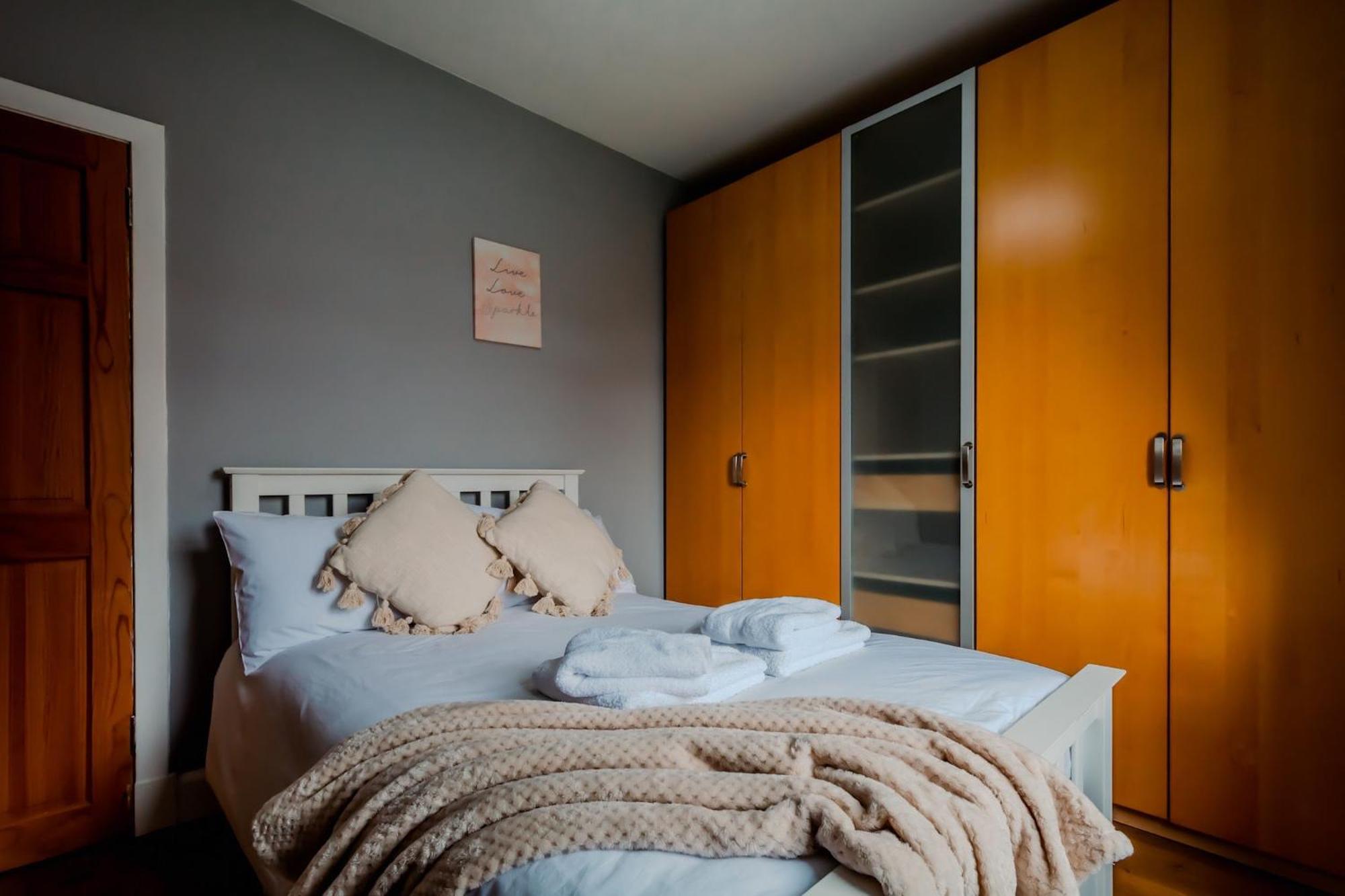 Crewe Apartment - 2 Bed, Free Off Street Parking And Private Garden Эдинбург Экстерьер фото