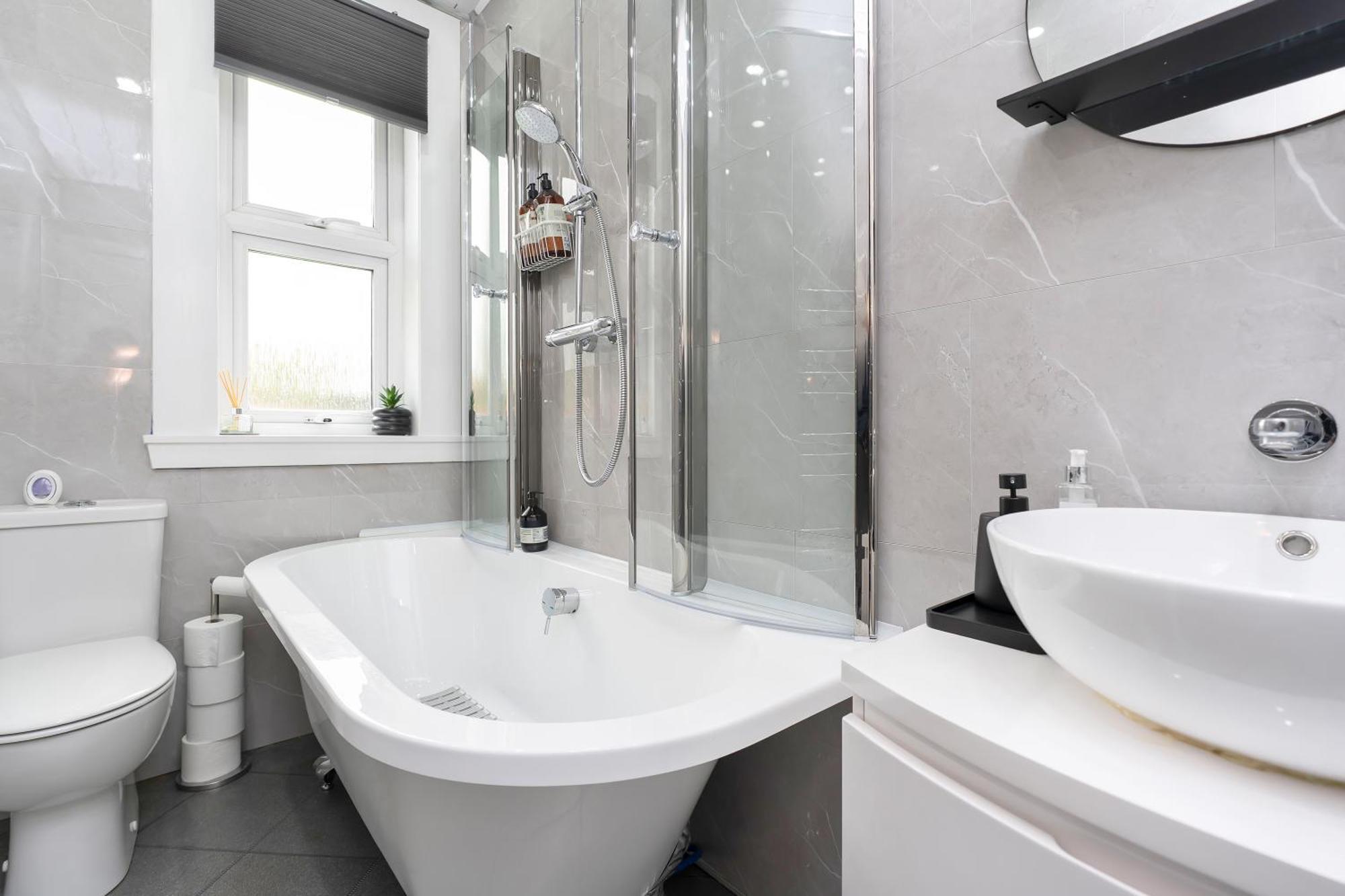 Crewe Apartment - 2 Bed, Free Off Street Parking And Private Garden Эдинбург Экстерьер фото