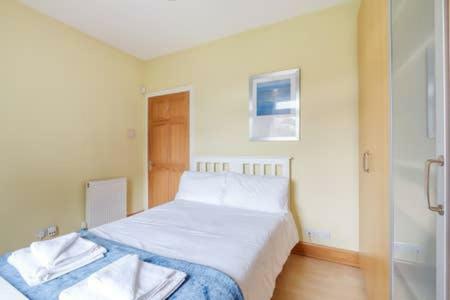 Crewe Apartment - 2 Bed, Free Off Street Parking And Private Garden Эдинбург Экстерьер фото